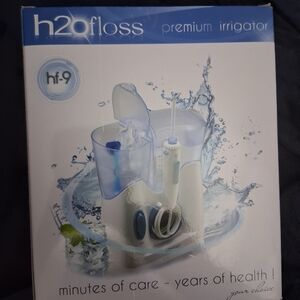 Premium Irrigator - White